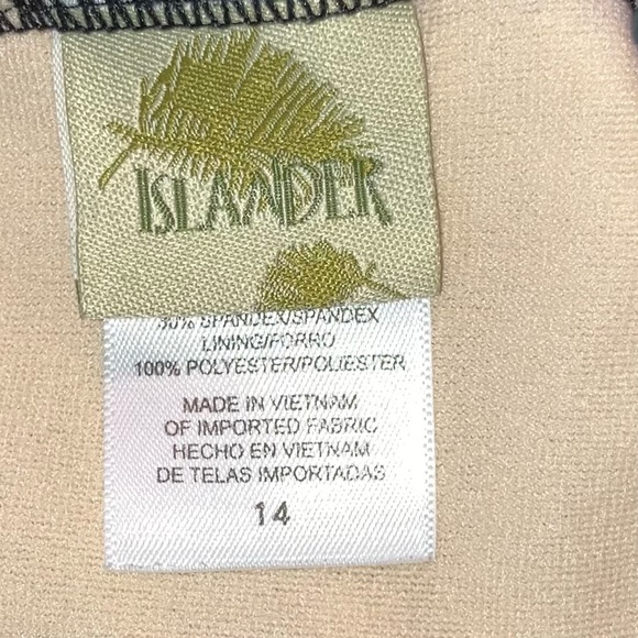 🏖️3/$18 Islander Tropical Floral Swimsuit Bathing Suit 14 - Picture 3 of 3